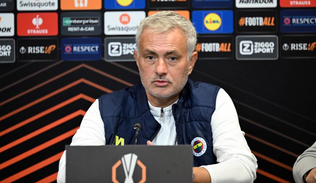 Mourinho için oyuna gelmeyin uyarısı. Aykut Kocaman topa girdi 10